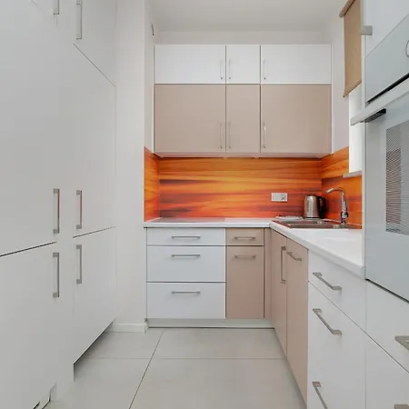 Miamar In With Furnished Terrace And Parking By Renters شقة